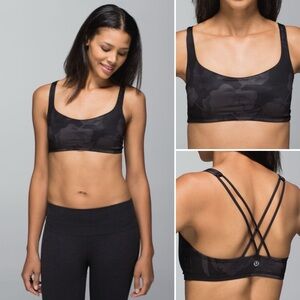 Lululemon Free to Be Bra